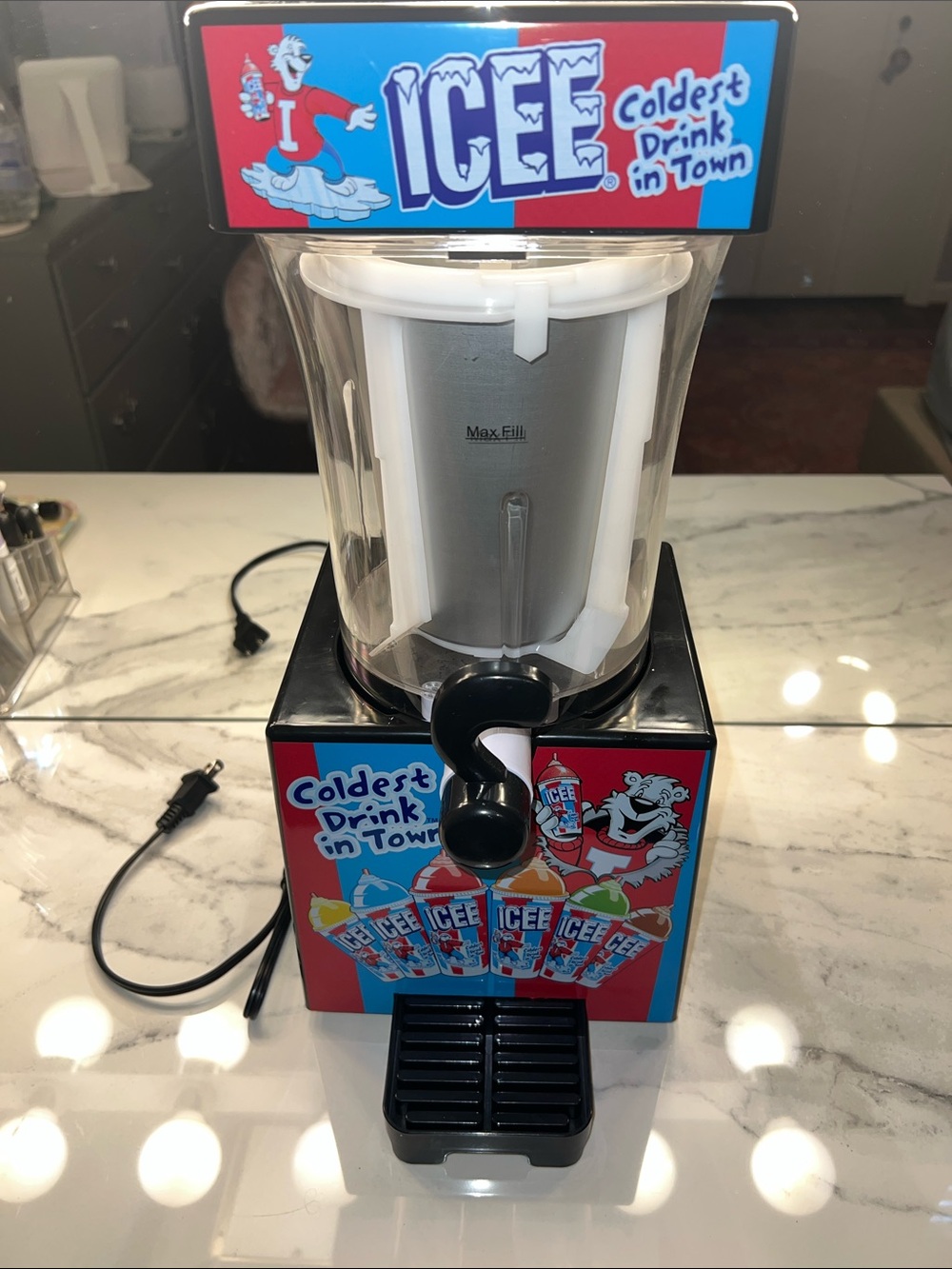 Icee Slushy Maker 💙❤️